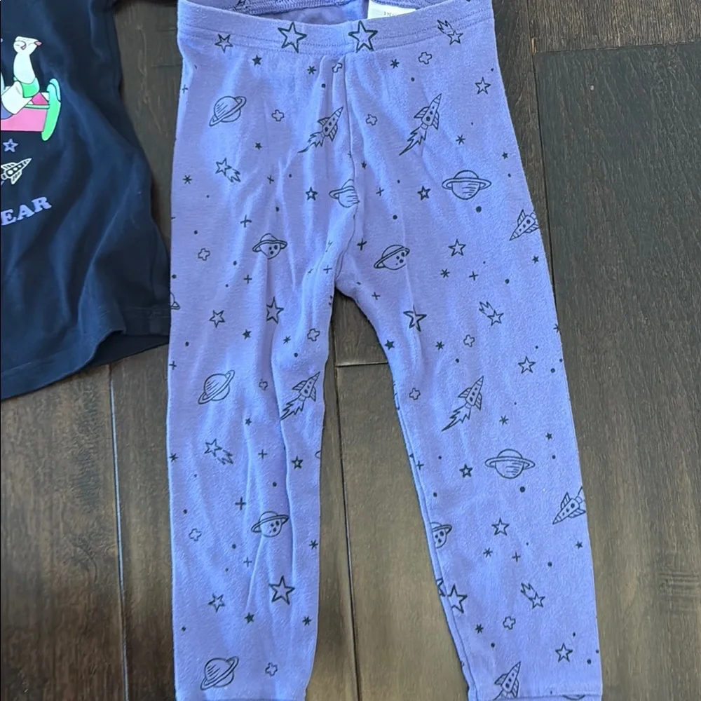 Baby Gap Disney Pixar Gender Neutral Buzz Lightyear Kids Pajamas !